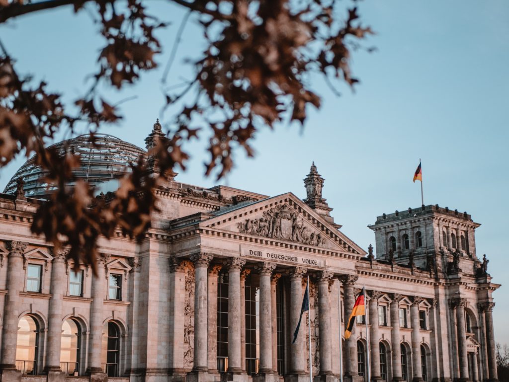 Sollte ich Beamter werden?; Der Deutsche Bundestag